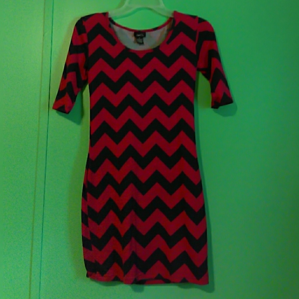 Medium Rue21 Chevron Dress